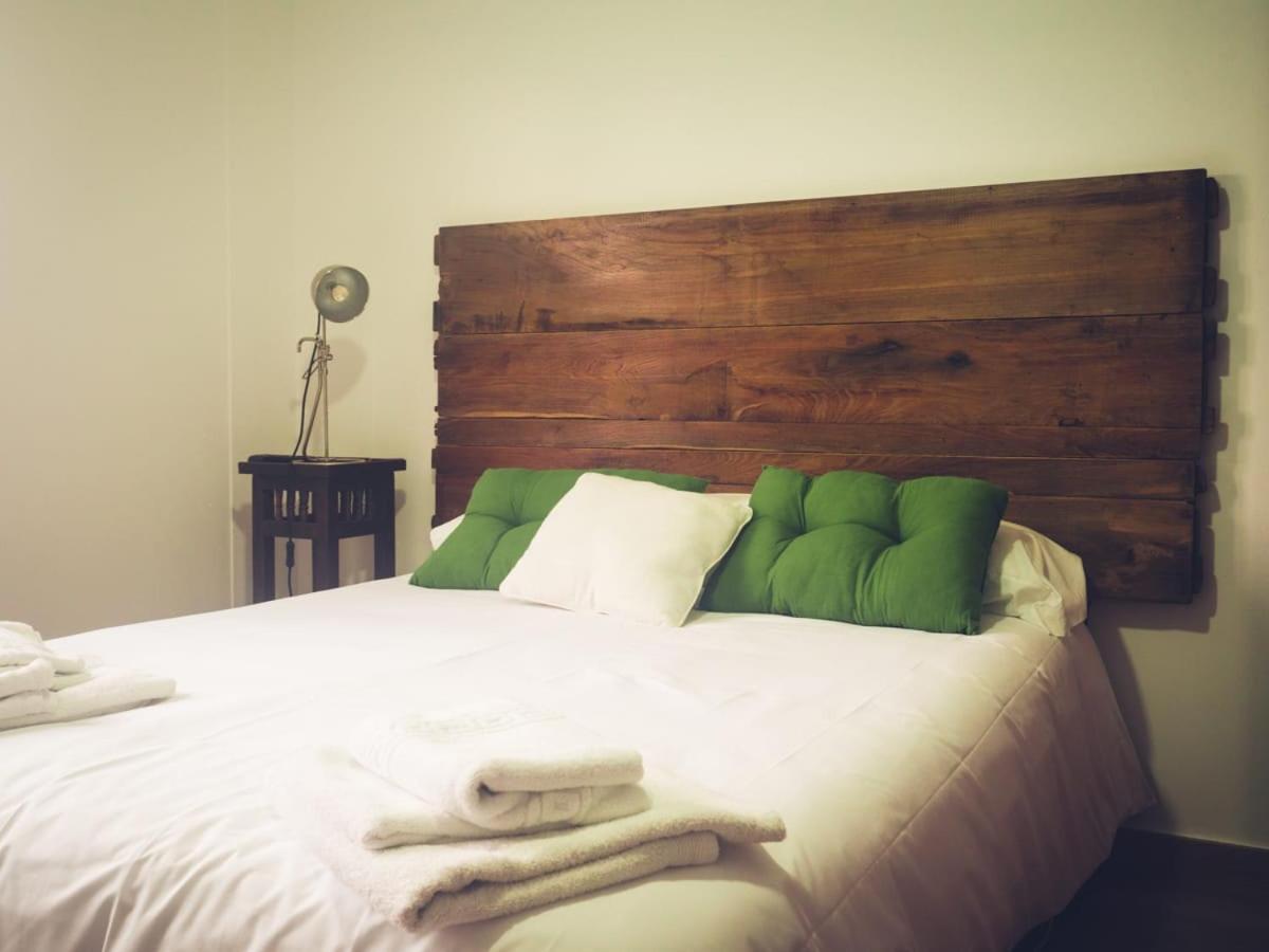 A Cochera Hostel Ферол Екстериор снимка