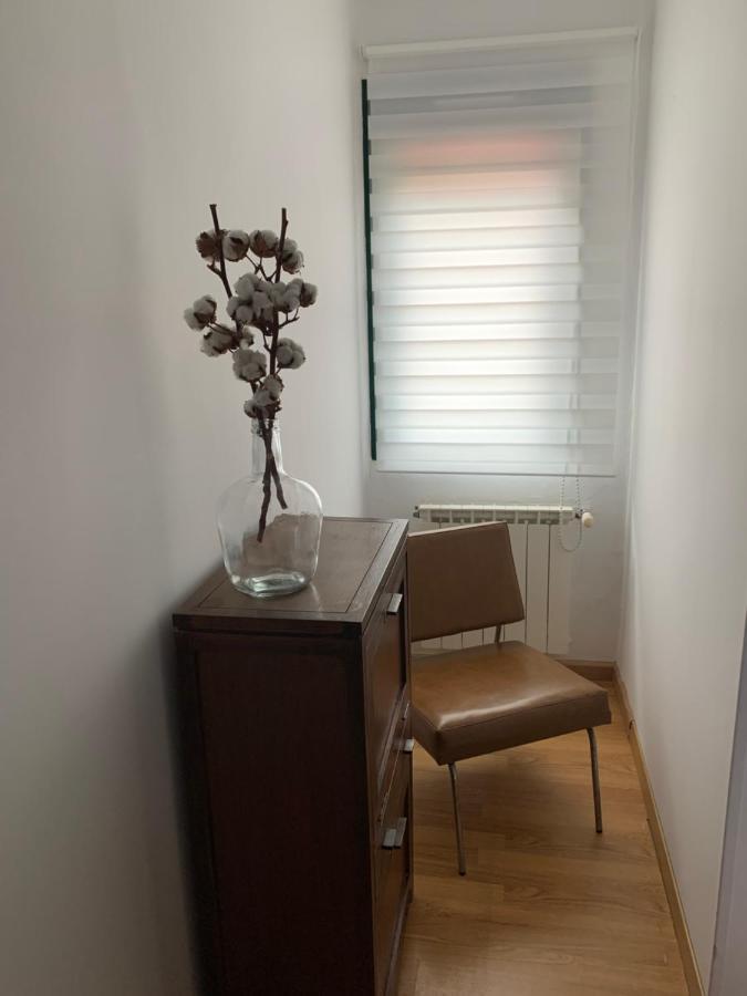 A Cochera Hostel Ферол Екстериор снимка
